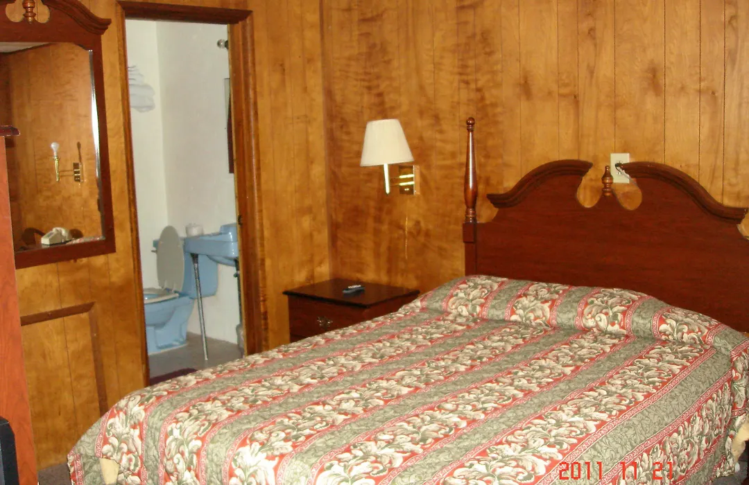 Huntingdon Inn Motel-1